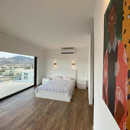 Lyod Quen Bodrum